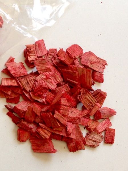 Kırmızı Yonga (Tahta Parçaları), 1,5 Litre, Paketli